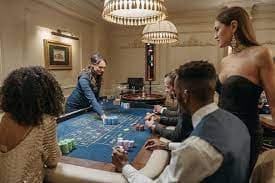 Domino QQ table on ibetslot login showing tile layout and betting circles